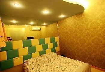 Shanghai Xinyuan Theme Hotel 外观 照片